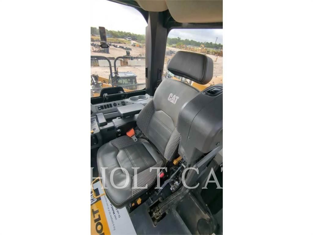 CAT 988K Rataslaadurid