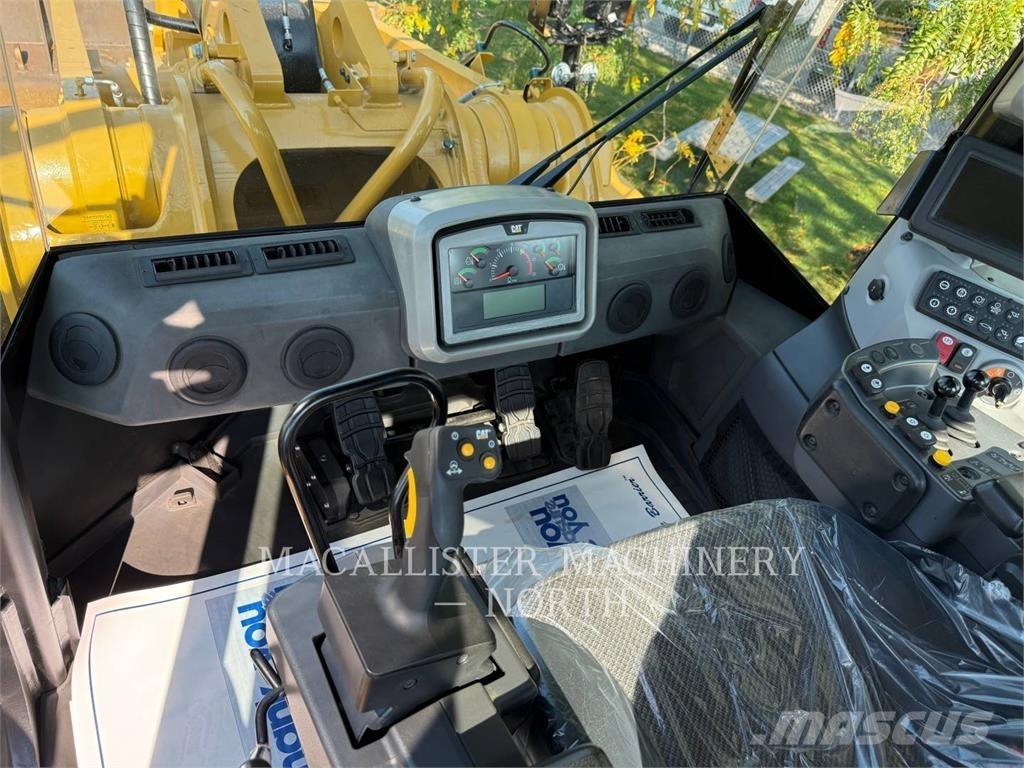 CAT 988K Rataslaadurid