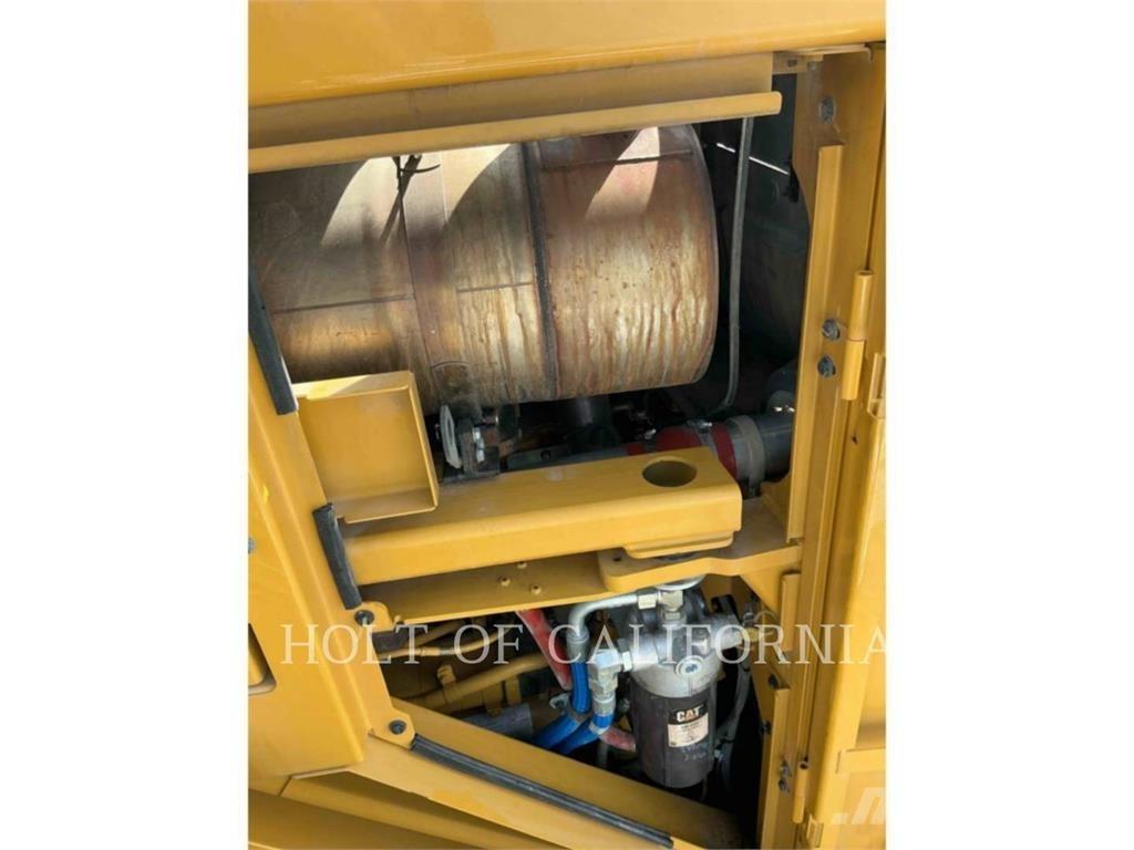 CAT 988K Rataslaadurid