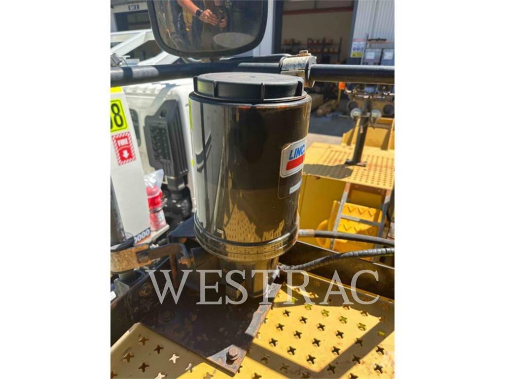 CAT 988K Rataslaadurid