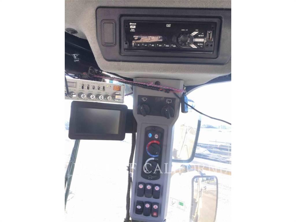 CAT 988K Rataslaadurid
