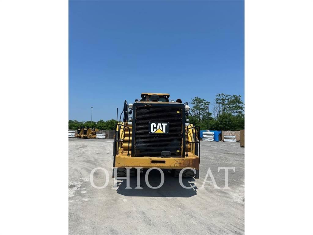 CAT 988KXE Rataslaadurid