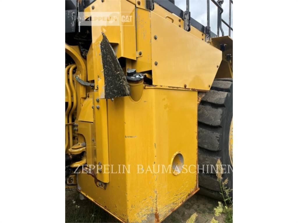 CAT 988KXE Rataslaadurid
