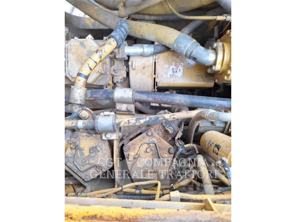 CAT 992G Rataslaadurid