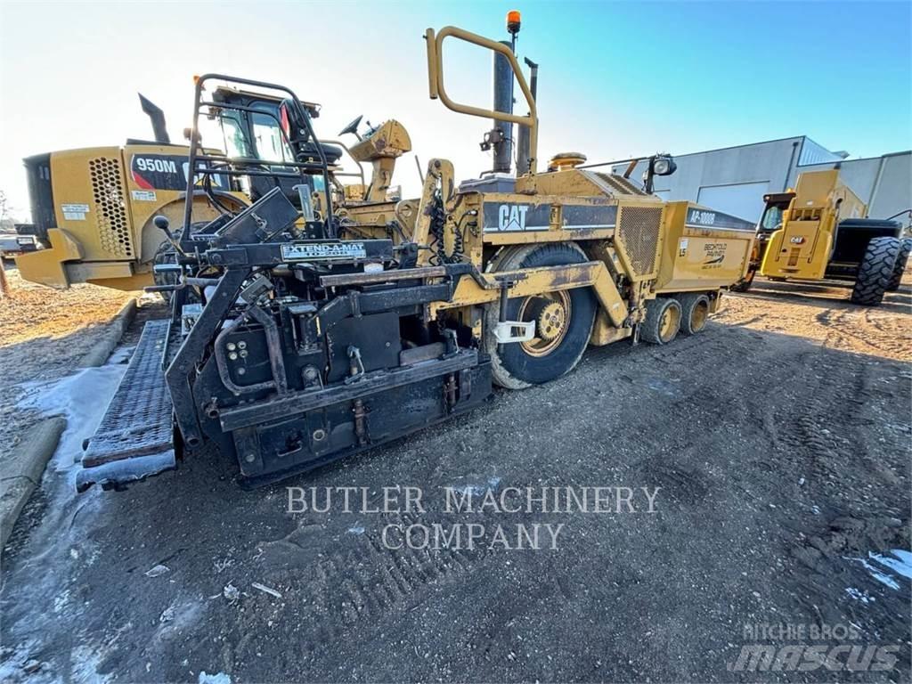 CAT AP-1000B Asfaldilaoturid