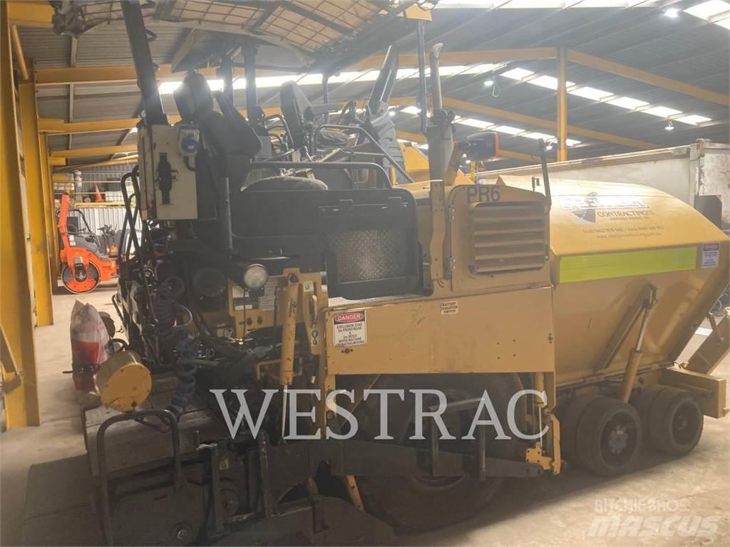 CAT AP-300 Asfaldilaoturid