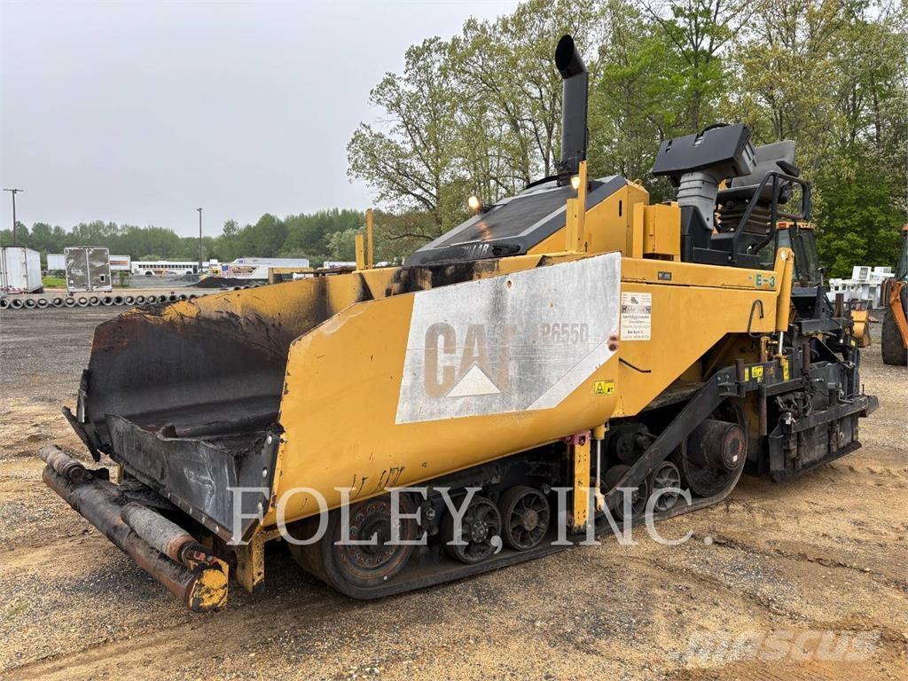 CAT AP-655D Asfaldilaoturid