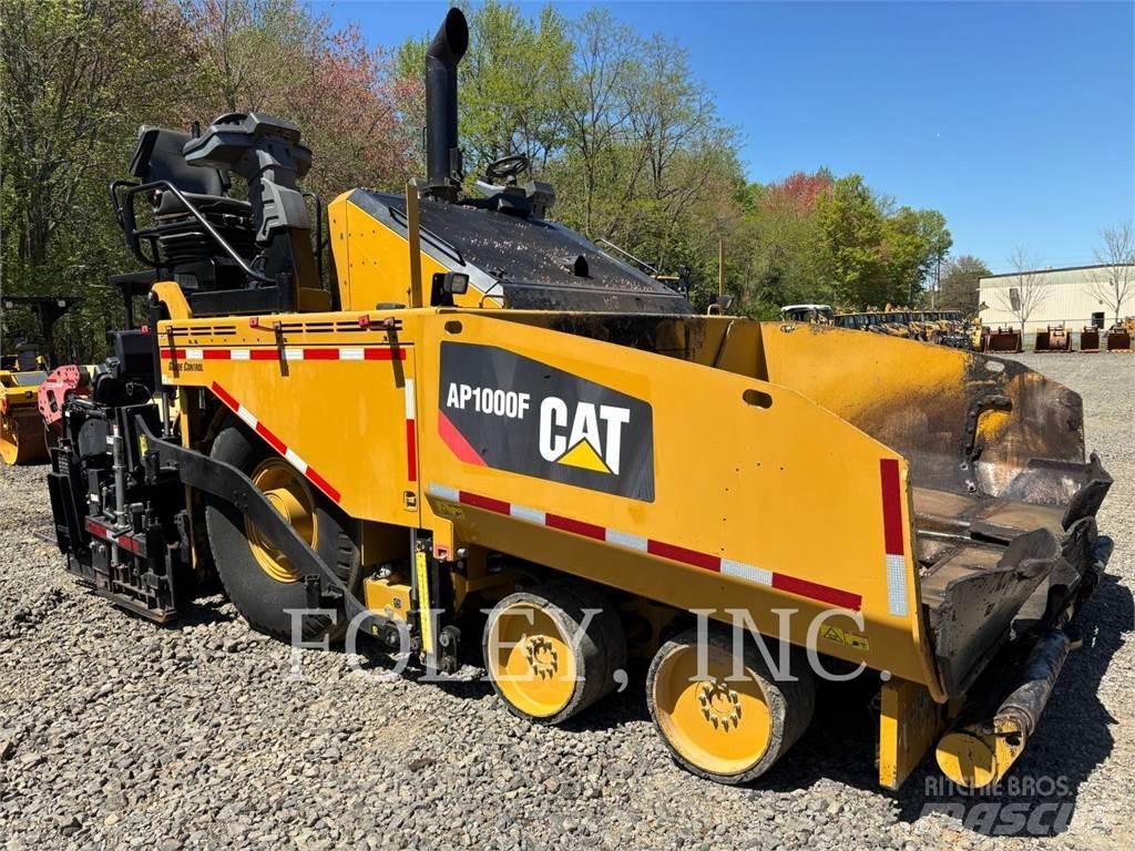 CAT AP1000F Asfaldilaoturid