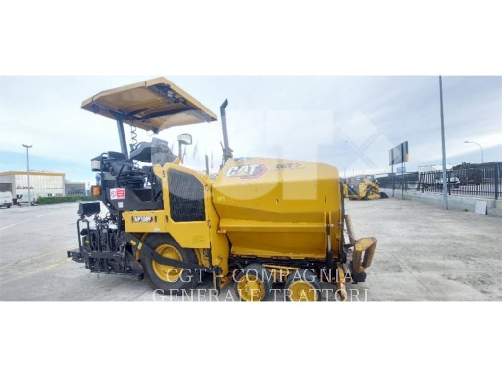 CAT AP300F Asfaldilaoturid