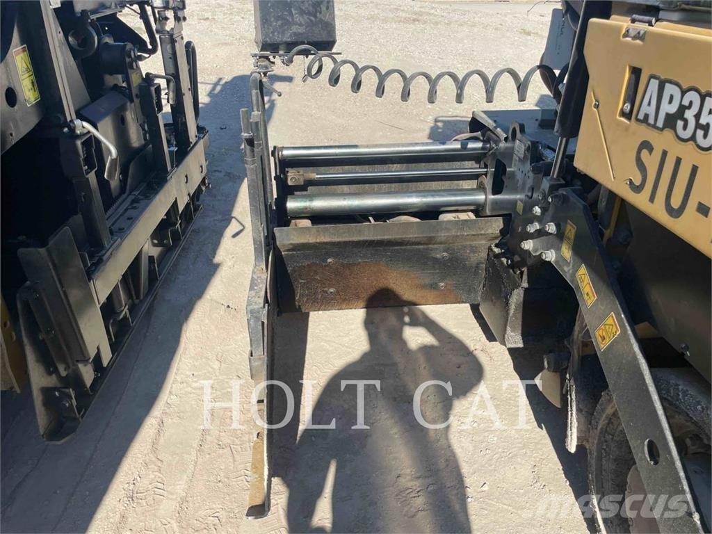 CAT AP355F Asfaldilaoturid
