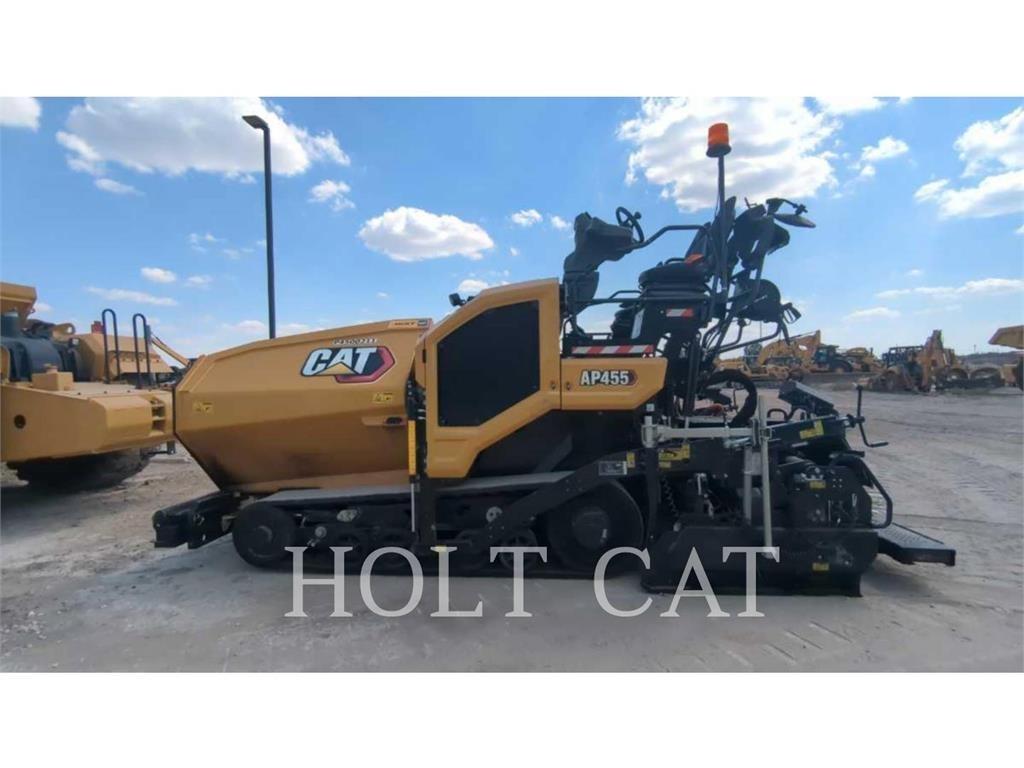 CAT AP455 Ühe trumliga rullid