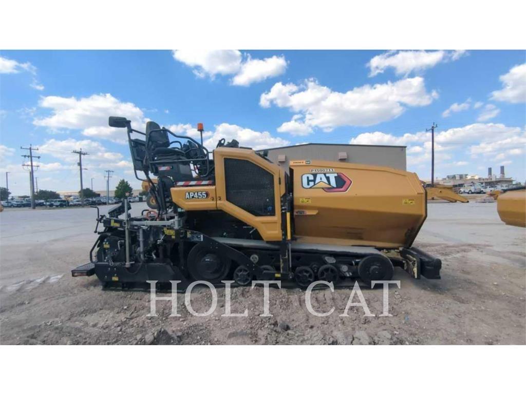 CAT AP455 Ühe trumliga rullid