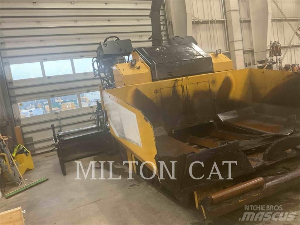 CAT AP555E Asfaldilaoturid