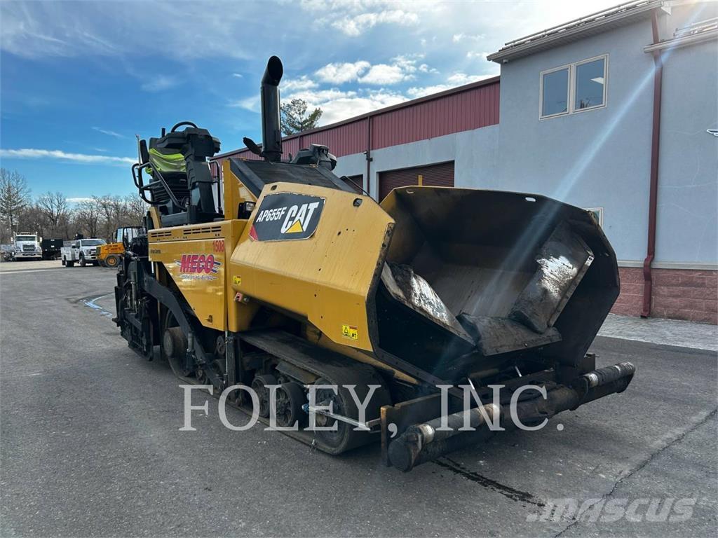 CAT AP655F Asfaldilaoturid