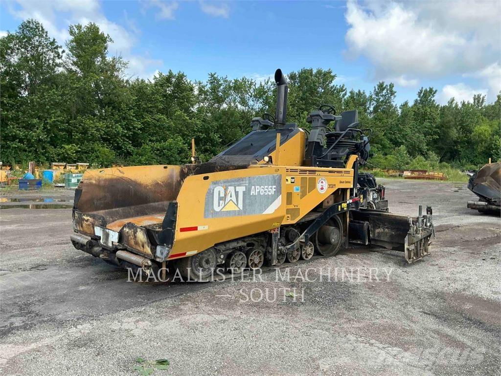 CAT AP655F Asfaldilaoturid