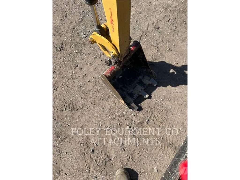 CAT BK300P15 Roomikekskavaatorid