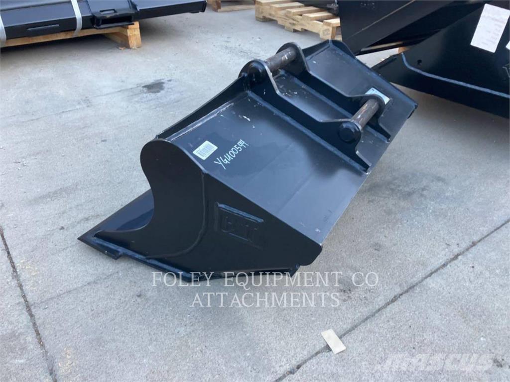 CAT BK304Q42GR Roomikekskavaatorid