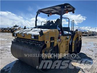 CAT CB15 CW VV Tandemrullid