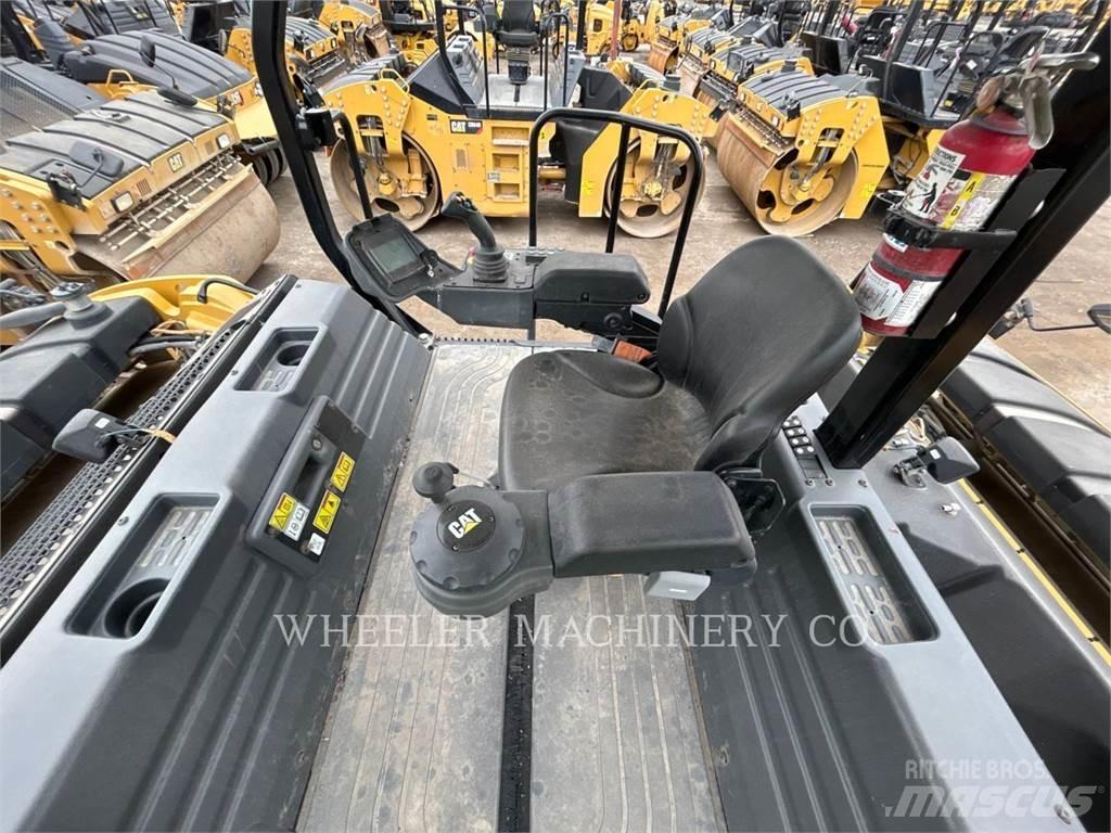 CAT CB15 CW VV Tandemrullid