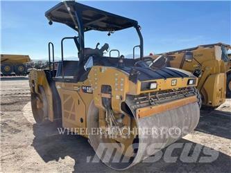 CAT CB15 VV Tandemrullid