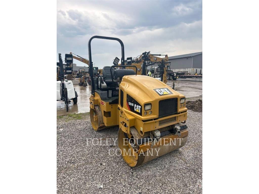 CAT CB24B Pinnasetihendajad
