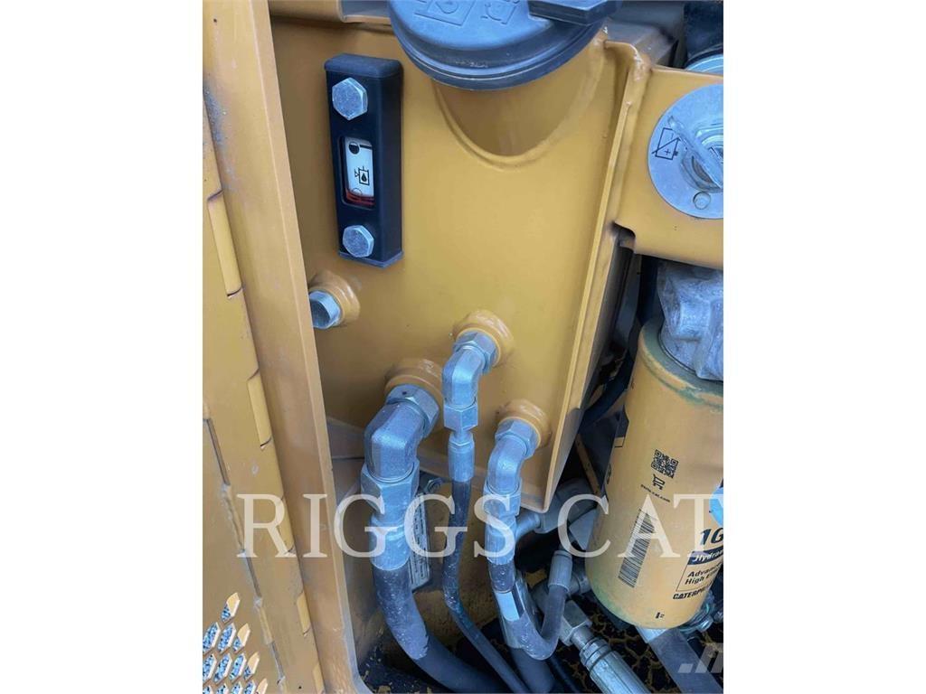 CAT CB44B Tandemrullid