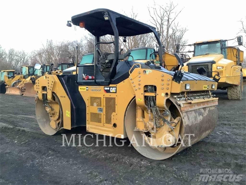 CAT CB64B Tandemrullid