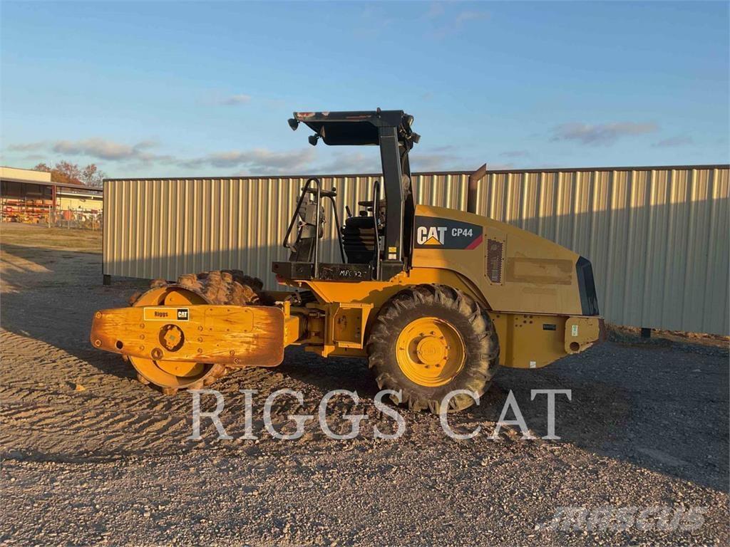 CAT CP44 Pinnasetihendajad