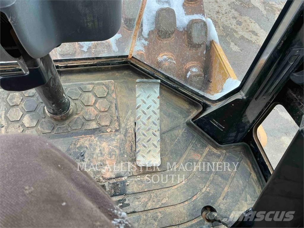 CAT CP44B Ühe trumliga rullid