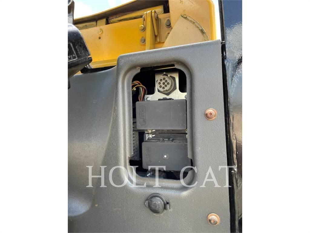 CAT CP54B Ühe trumliga rullid