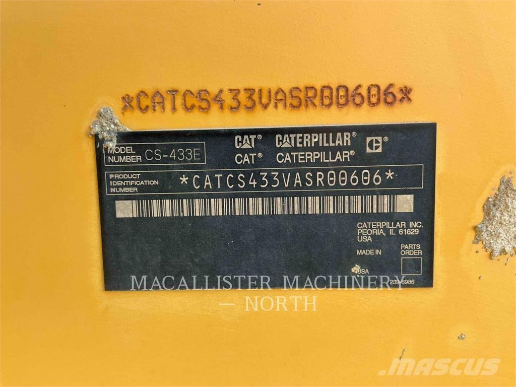 CAT CS433E Ühe trumliga rullid