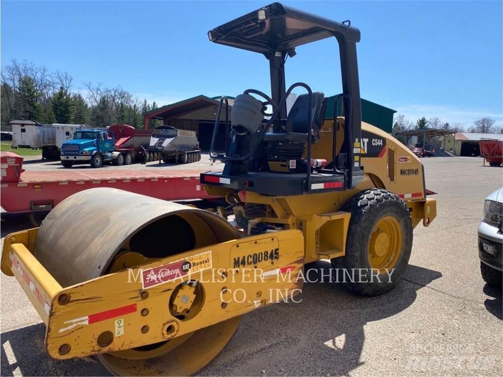 CAT CS44 Ühe trumliga rullid