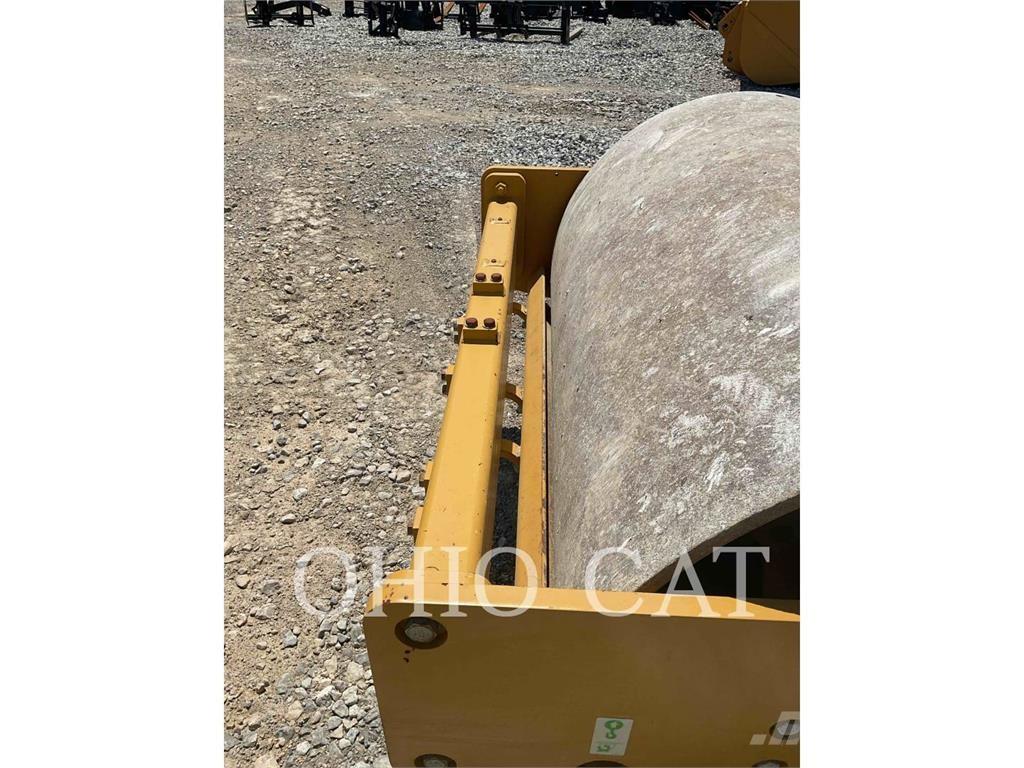 CAT CS44B Kombineeritud rullid