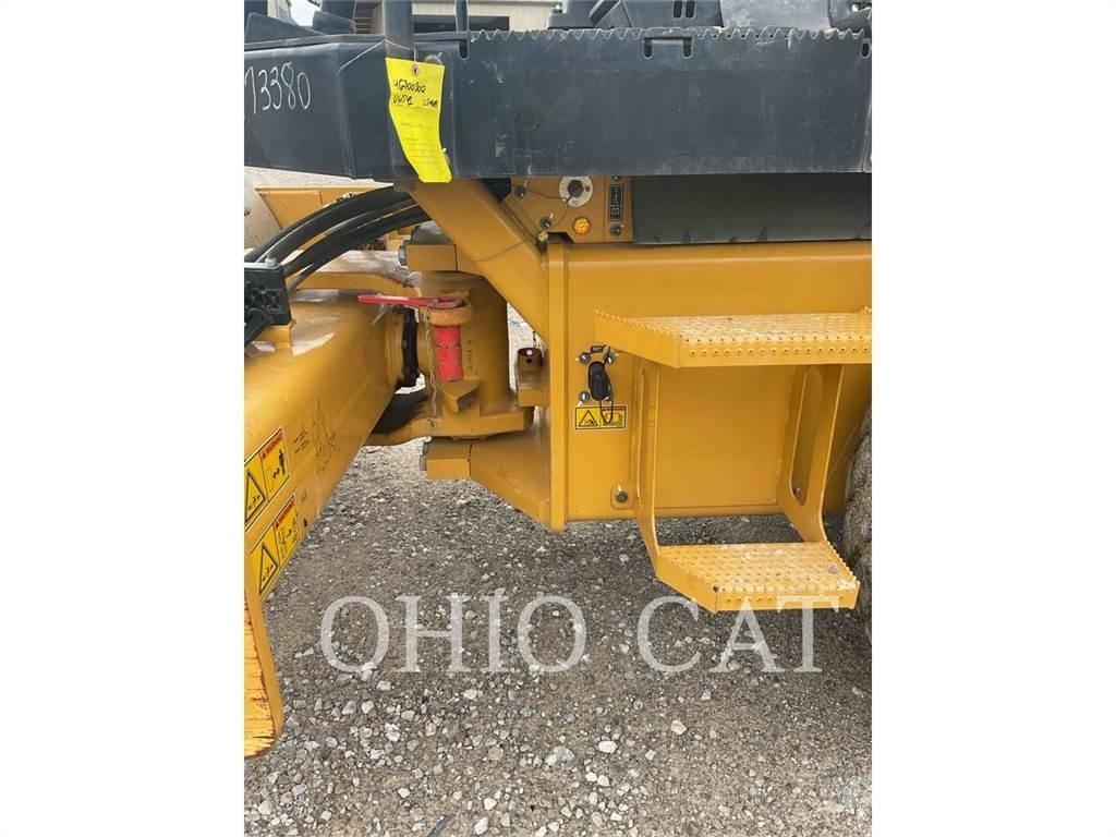 CAT CS44B Kombineeritud rullid