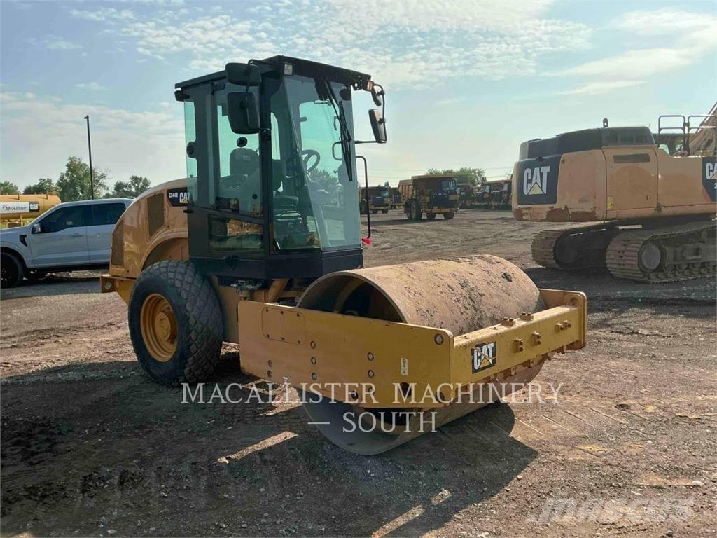 CAT CS44B Ühe trumliga rullid