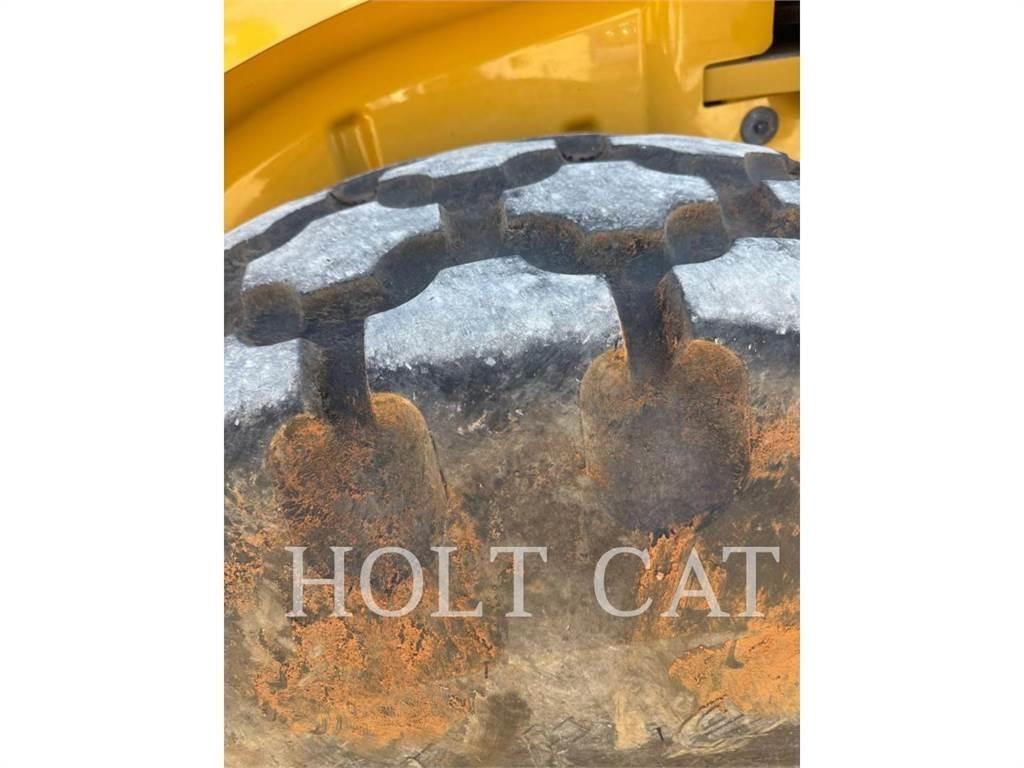 CAT CS64B Ühe trumliga rullid