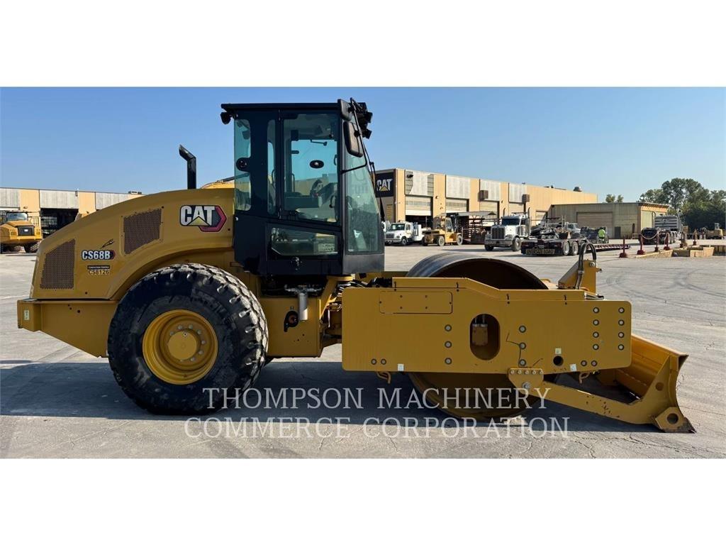 CAT CS68B Ühe trumliga rullid