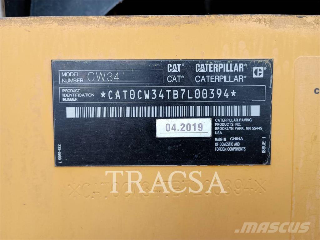 CAT CW 34 Pneumorehvidega rullid