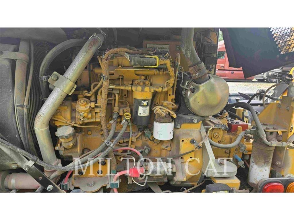 CAT CW14 Pneumorehvidega rullid