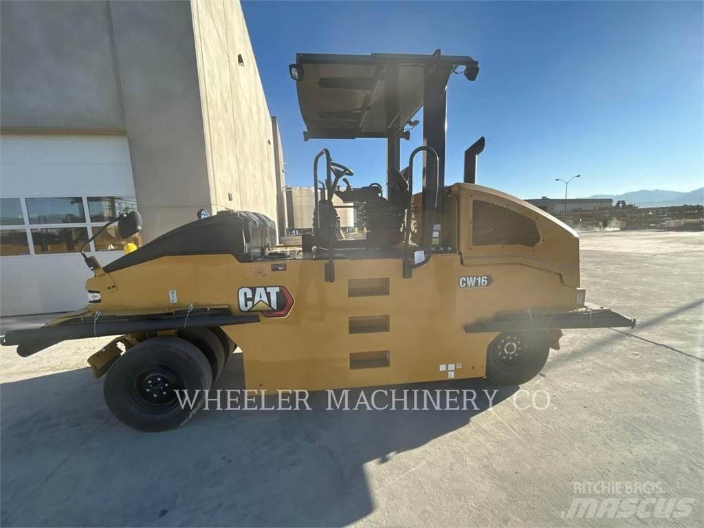 CAT CW16 Pneumorehvidega rullid