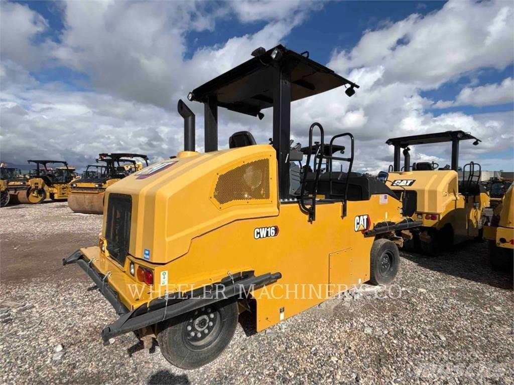 CAT CW16 Pneumorehvidega rullid