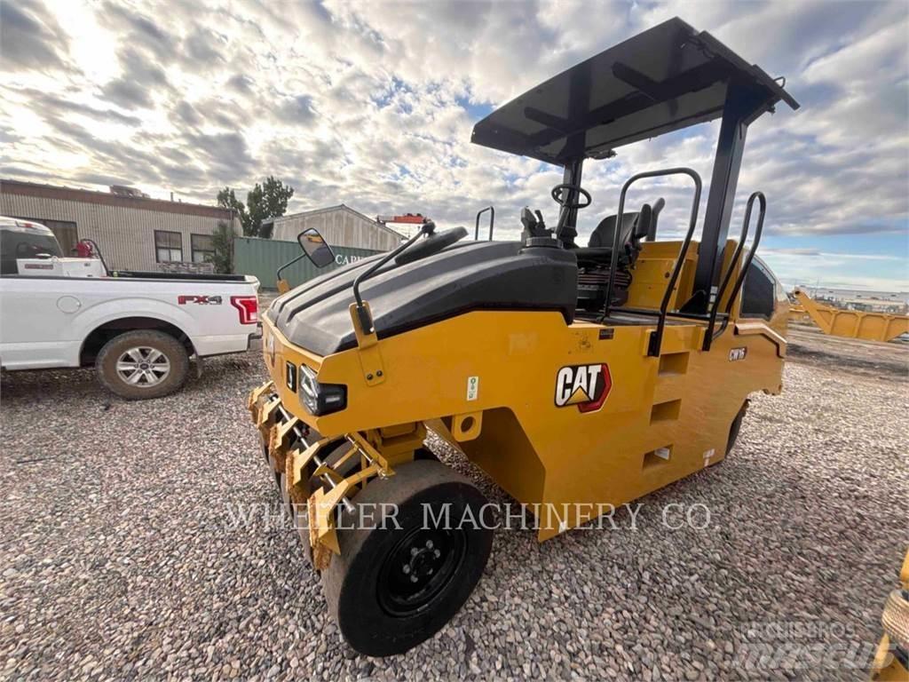 CAT CW16 Pneumorehvidega rullid