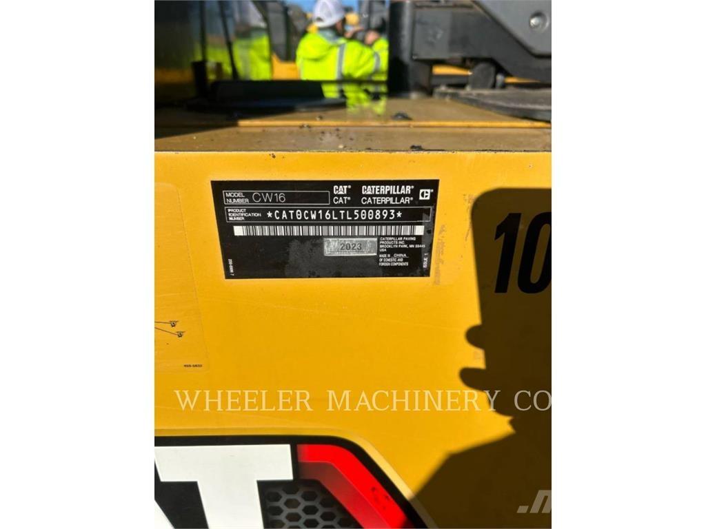 CAT CW16 Pneumorehvidega rullid