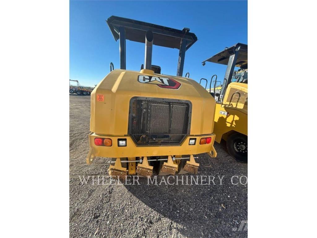 CAT CW16 Pneumorehvidega rullid