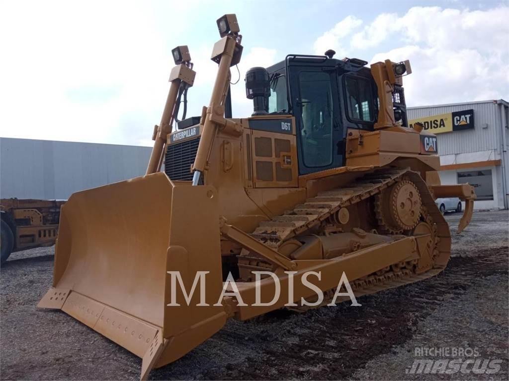 CAT D 6 T Buldooserid