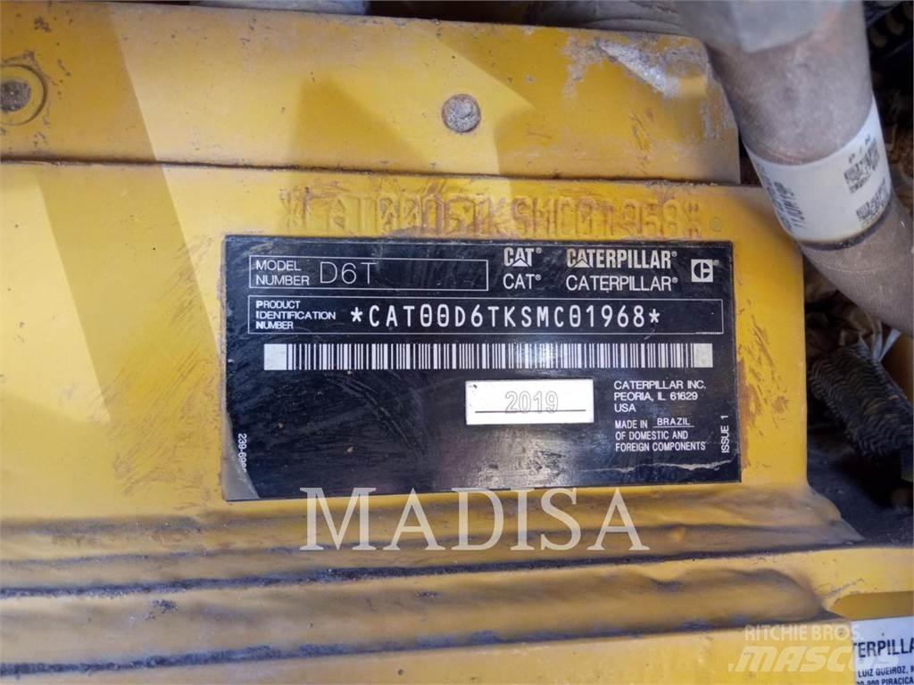 CAT D 6 T Buldooserid