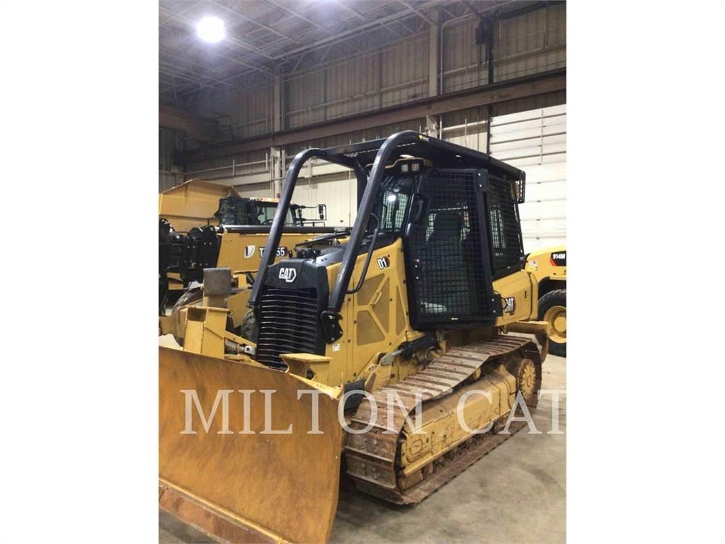 CAT D1 Buldooserid