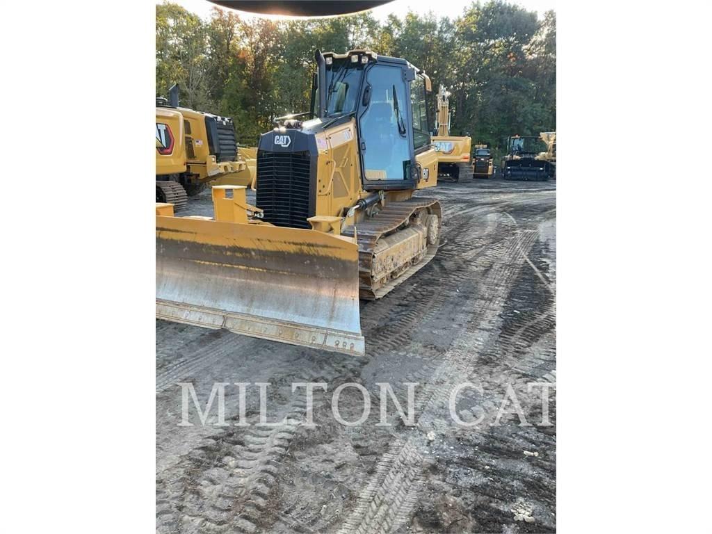 CAT D1 Buldooserid