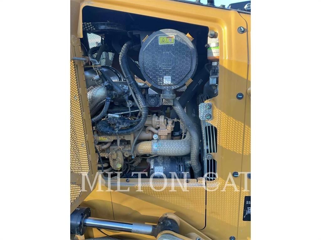 CAT D1 Buldooserid