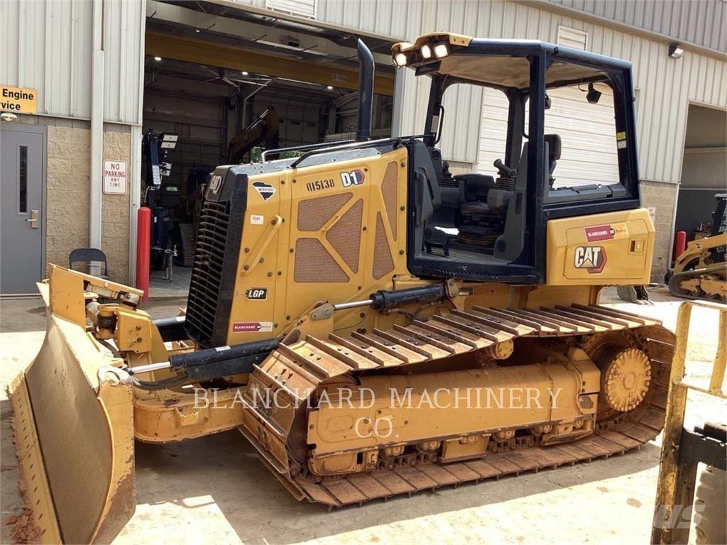 CAT D1 LGP Buldooserid